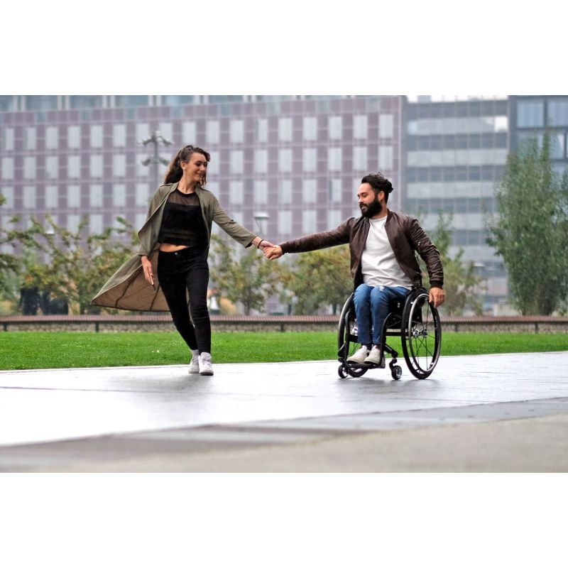 Quickie Nitrum Carrozzina Ultralight in Alluminio | LYRA ITALIA - immagine 5
